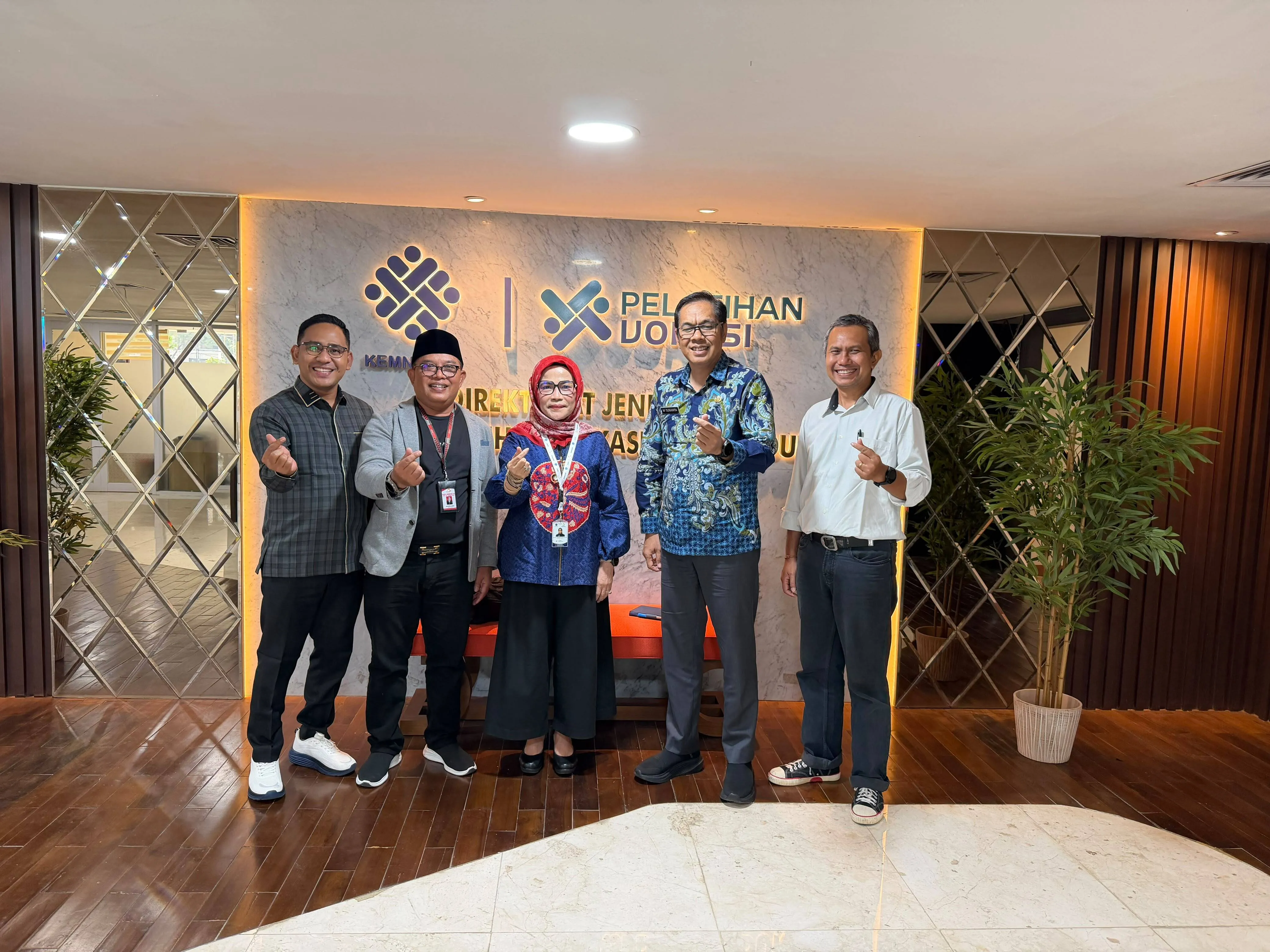 Yayasan Lentera Bina Bangsa Kompeten